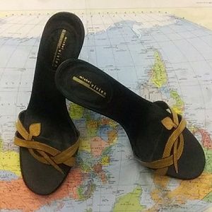 Michel Vivien mustard yellow snake motif open toe